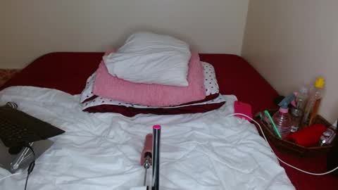 lustrous-choco online show from March 2026 08:59:01 PM