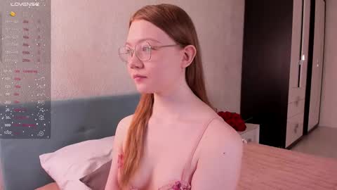 Tessa online show from March 2026 01:44:01 AM