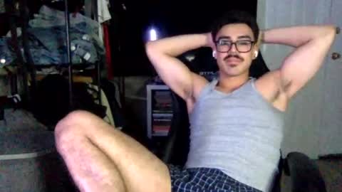 luvrboy77 online show from June 2026 05:37:01 AM
