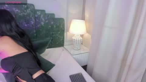 Snapshot of lux_bitchx chatting on June 2026 03:04:02 AM lux_bitchx online show from June 2026 03:04:02 AM