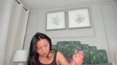 Snapshot of lux_bitchx chatting on June 2026 02:21:01 AM lux_bitchx online show from June 2026 02:21:01 AM