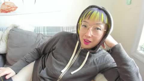 Snapshot of luxgray chatting on February 2026 08:05:01 PM LuxGray online show from February 2026 08:05:01 PM