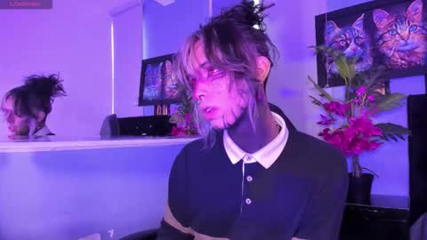 Luxiel 3 online show from November 2025 08:53:02 PM