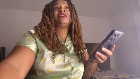 Snapshot of luxy_benet chatting on July 2026 12:30:01 PM Big Benet online show from July 2026 12:30:01 PM