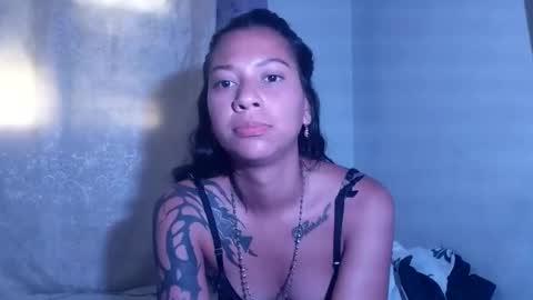 Luzbell online show from April 2026 07:04:01 PM