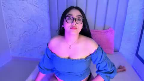Snapshot of lya_dubois_ chatting on July 2026 07:20:01 PM LYA DUBOIS online show from July 2026 07:20:01 PM