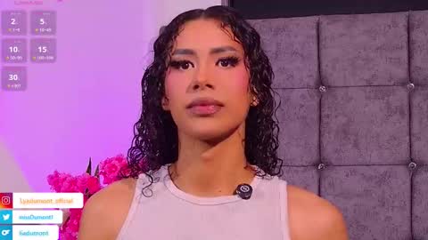 Snapshot of lyadumont chatting on February 2026 01:04:02 AM LYA online show from February 2026 01:04:02 AM