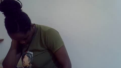 lyn_anna online show from March 2026 07:19:02 AM