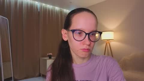 Sara online show from December 2025 04:14:01 PM