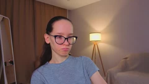 Sara online show from February 2026 04:17:01 PM