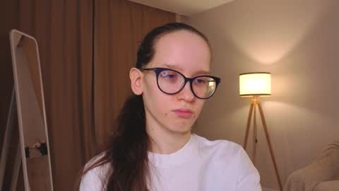 Sara online show from February 2026 04:13:01 PM