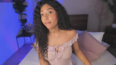 Snapshot of lynncute chatting on May 2026 04:07:01 AM Law online show from May 2026 04:07:01 AM