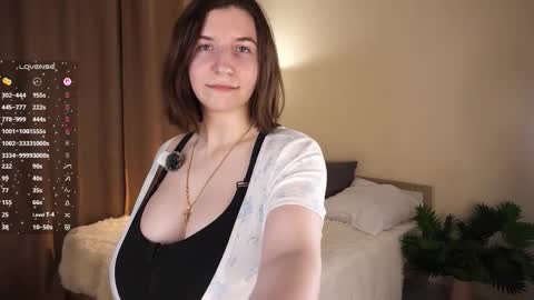 Lola online show from March 2026 07:09:01 PM