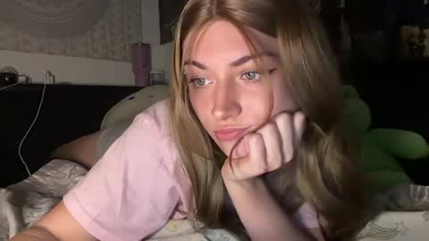 lynnxadams online show from July 2026 02:28:02 AM