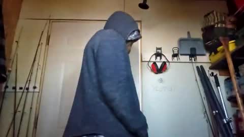 lyonsmausgmail online show from April 2026 11:31:02 AM