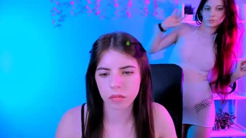 lyra_desire online show from June 2026 07:20:01 PM