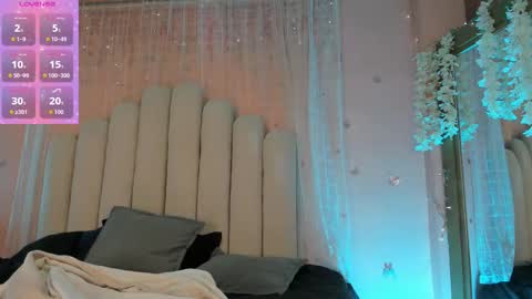 LYRA online show from December 2025 03:24:02 AM
