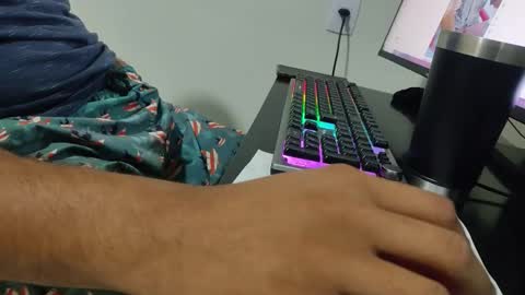 m0ren01995 online show from April 2026 01:14:02 AM