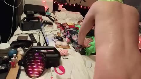 mac1119 online show from March 2026 08:43:01 AM