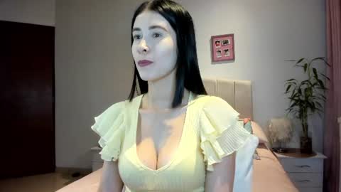 Macarena online show from June 2026 02:56:02 AM