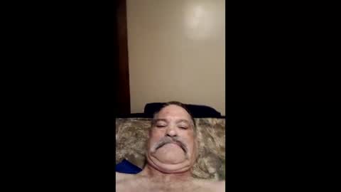 Snapshot of macdad1219 chatting on December 2025 05:01:02 AM macdad1219 online show from December 2025 05:01:02 AM