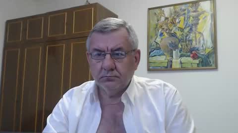 Macho online show from March 2026 04:07:02 PM