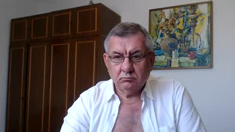Macho online show from July 2026 12:22:01 PM