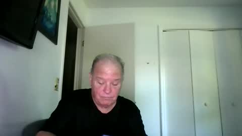 mackdocc001 online show from April 2026 12:50:02 PM