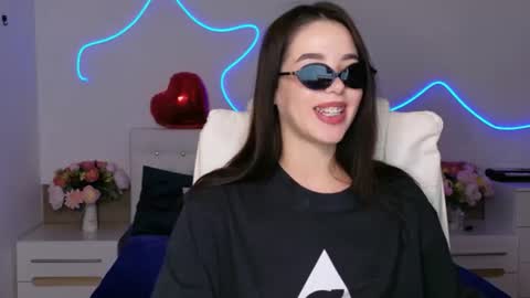 maddieperezz online show from June 2026 03:55:02 PM