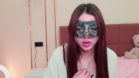 Madelaine online show from May 2026 01:30:01 PM