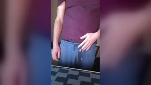 Maddinho2017 online show from April 2026 05:52:01 AM