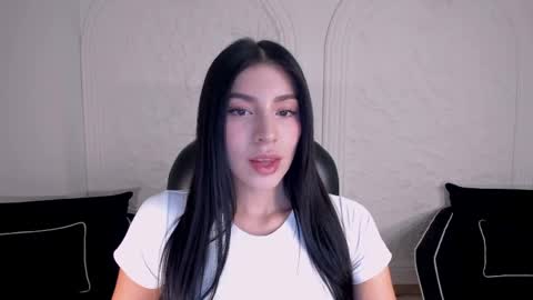 Snapshot of maddisontaylor chatting on May 2026 07:32:01 PM Maddison online show from May 2026 07:32:01 PM