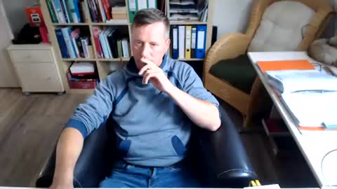Snapshot of maddmax8 chatting on July 2026 02:21:02 PM Mad4You online show from July 2026 02:21:02 PM