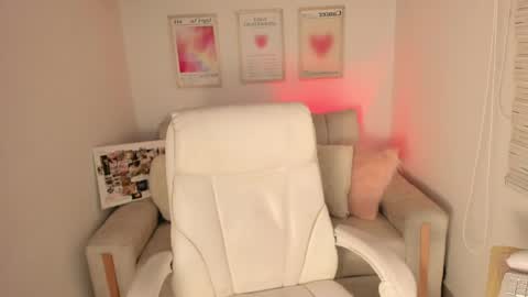 Maddy online show from April 2026 01:42:02 AM