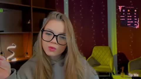 maddy moah online show from April 2026 05:54:02 AM