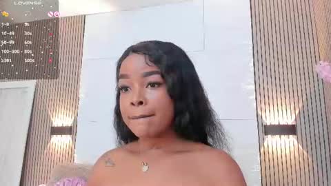 Snapshot of madissonlopez chatting on June 2026 08:29:02 PM Madisson Lopez online show from June 2026 08:29:02 PM