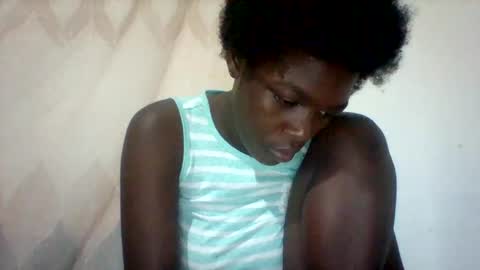 maevre_ online show from February 2026 08:01:01 PM