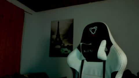 mafecito24 online show from April 2026 06:19:01 AM