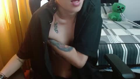 Jade online show from January 2026 02:53:02 PM