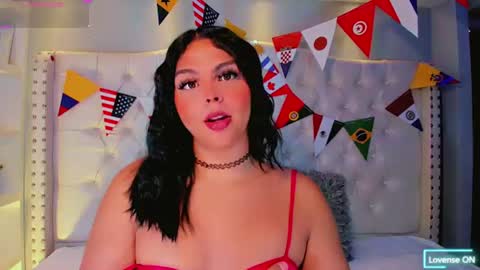 Snapshot of maia_hotts chatting on June 2026 08:00:02 PM CamiiGarcia online show from June 2026 08:00:02 PM