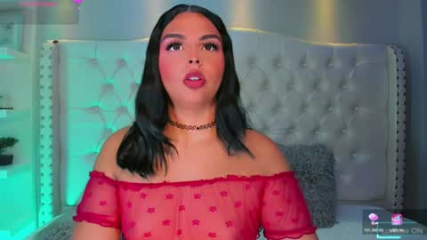 Snapshot of maia_hotts chatting on June 2026 07:44:02 PM CamiiGarcia online show from June 2026 07:44:02 PM