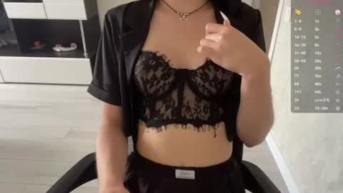 Snapshot of maiabarthe chatting on July 2026 12:48:02 PM M I A online show from July 2026 12:48:02 PM