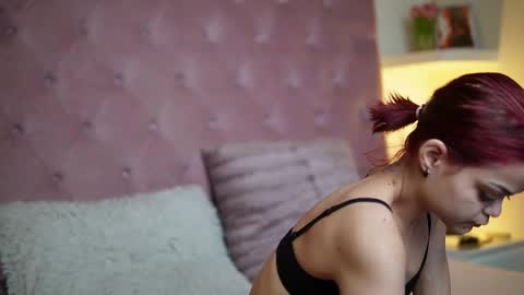  Maia  online show from March 2026 10:48:01 PM