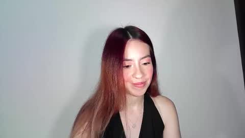 Snapshot of maiarosse_ chatting on November 2025 05:51:02 PM MaiaRosse online show from November 2025 05:51:02 PM