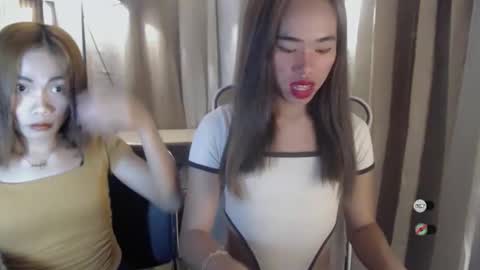 Snapshot of maicalovesyouu chatting on April 2026 11:44:02 AM Maica online show from April 2026 11:44:02 AM