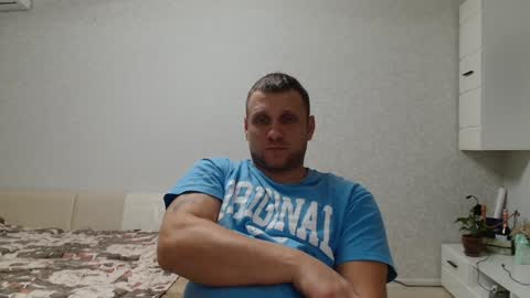 malchyshka online show from December 2024 03:55:01 PM