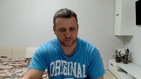 malchyshka online show from February 2025 03:41:02 PM