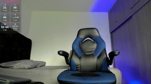 ADAM         online show from October 2025 06:15:01 PM