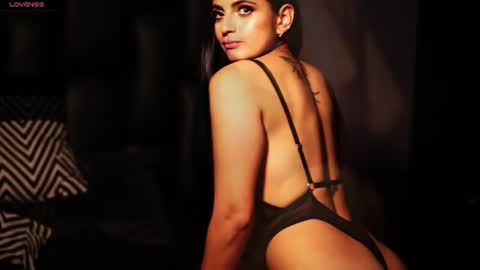 Snapshot of malejadiaz_ chatting on June 2026 06:28:02 PM Maleja Diaz online show from June 2026 06:28:02 PM