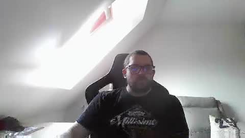 breton online show from February 2026 12:04:01 PM